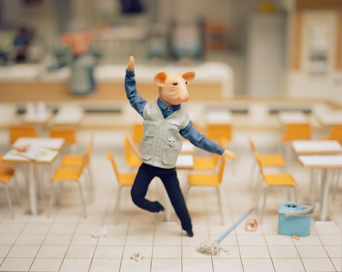 The_Burden_press Pic I