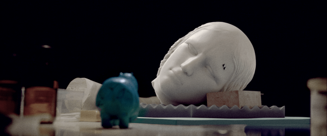 Les Extraordinaires Mésaventures de la Jeune Fille de Pierre Still 1